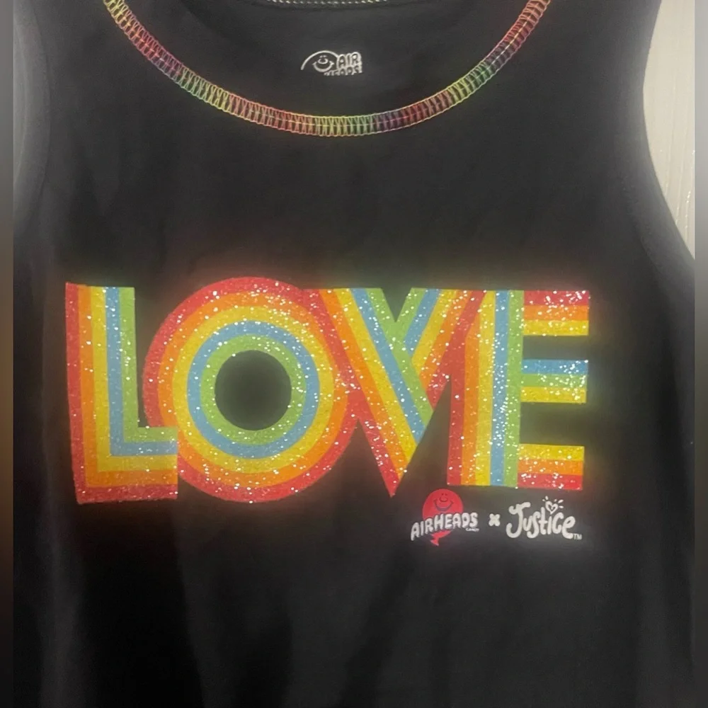 🔴 3/$12 Justice Girls Black Tank Top with Rainbow LOVE Graphic! NWT. Size XS.‎